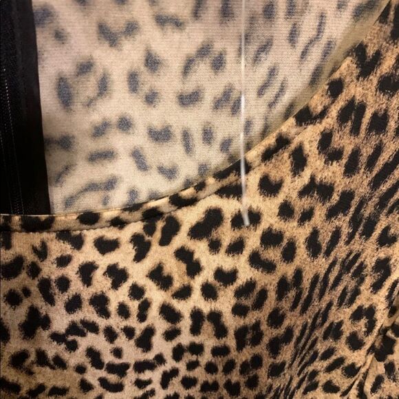 Michael Kors Leopard Print Logo Plate Dress Long Sleeves 3XL - Picture 5 of 7